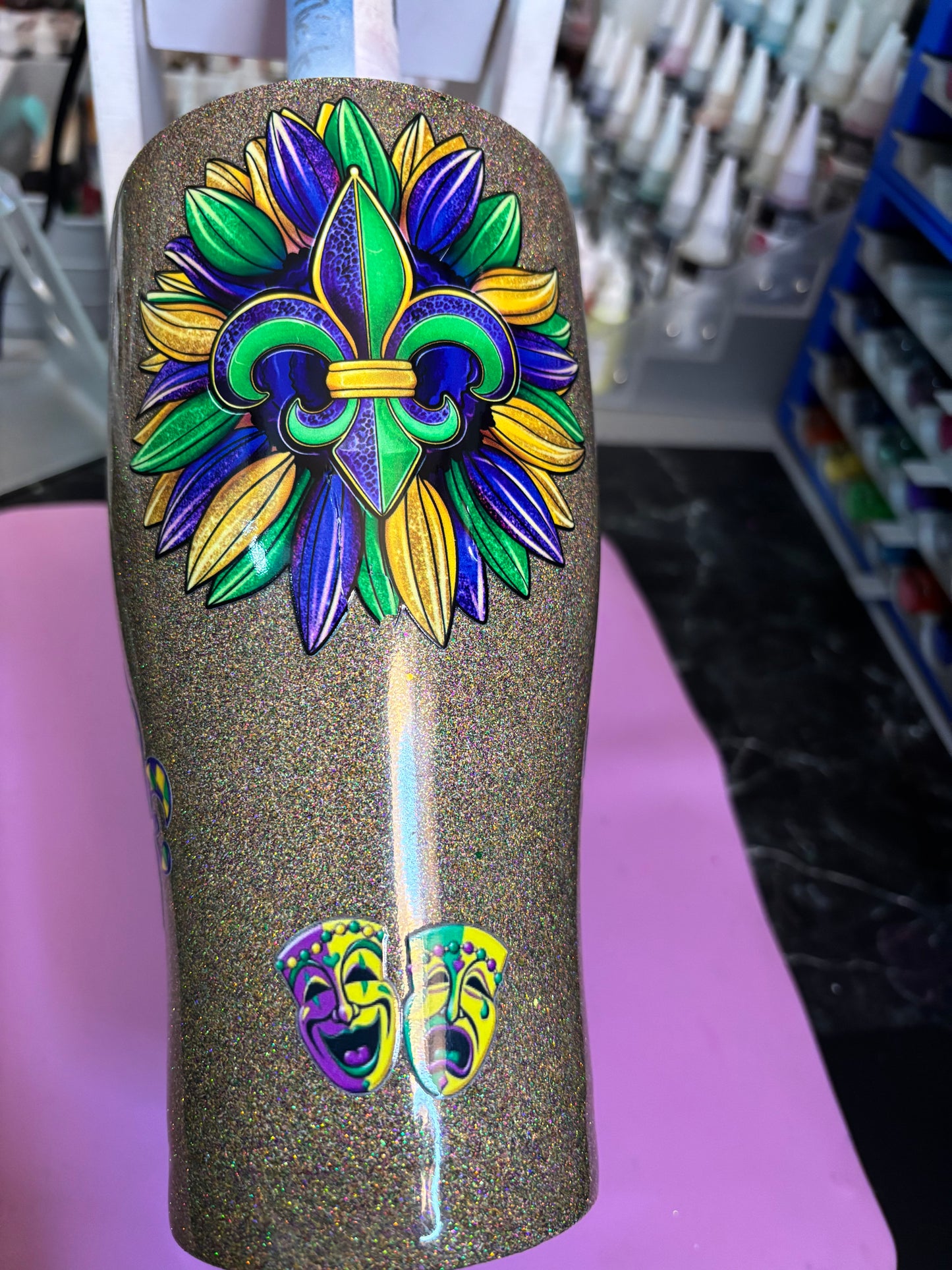 30oz MC Mardi Gras premade